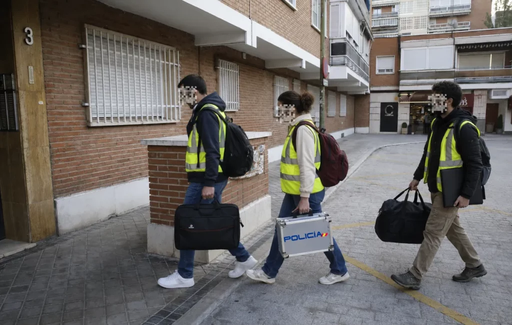 Registro policial casa