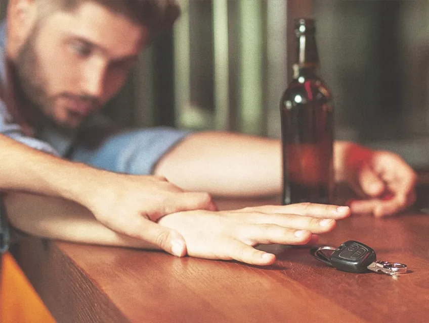 Conducir bajo los efectos del alcohol: qué consecuencias tiene 4 Conducir bajo los efectos del alcohol